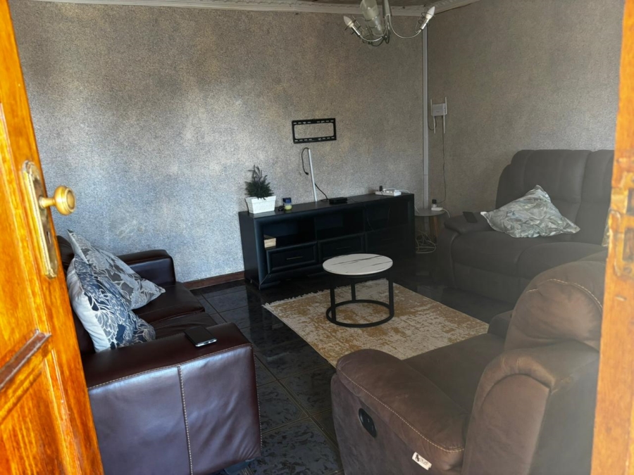 3 Bedroom Property for Sale in Zwelitsha Zone 1 Eastern Cape